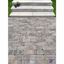 Traptrede 100x35x15 cm stone grey kleurecht met facet 2
